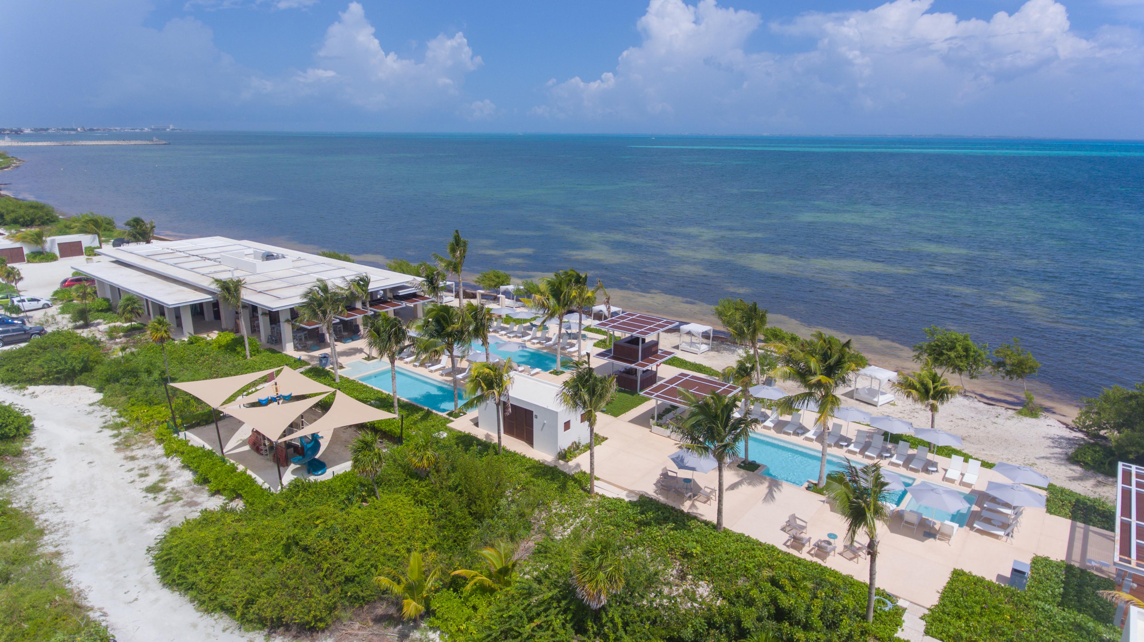 Renaissance Cancun Resort & Marina Exterior photo